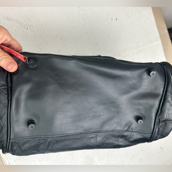 Bon Jovi 80's VIP Black Leather Duffle Overnight Travel Bag Rock N Roll Vintage - Picture 9 of 12